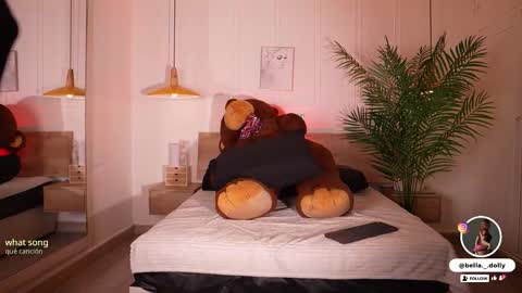    online show from 7, 11, 2025