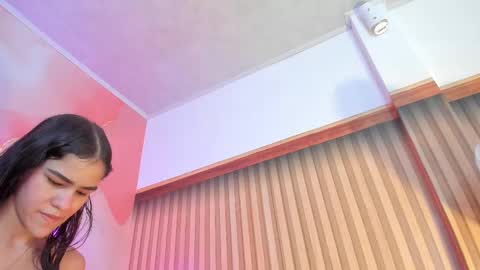 Melanie  online show from 4, 3, 2025