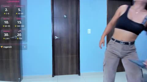 Bella and Andrew special couple online show from 6, 3, 2025