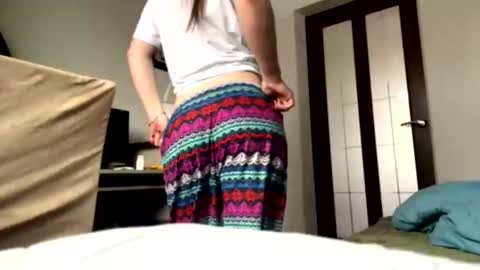 Hanna here Welcome  online show from 13, 3, 2026