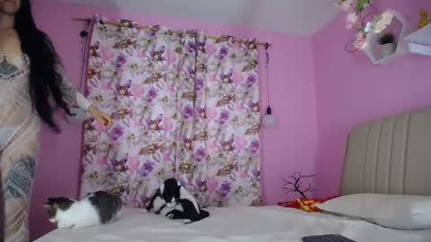 bella_gentle online show from 20, 12, 2024