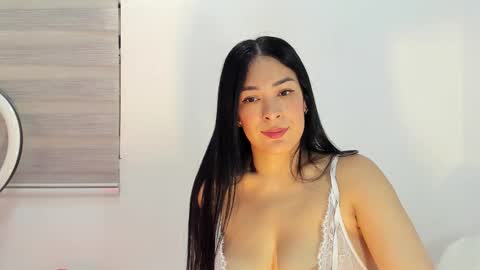 Laura online show from 22, 12, 2025