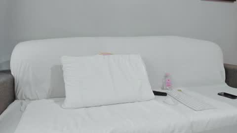Snapshot of bella_hot77 chatting on 9, 12, 2024 Anna online show from 9, 12, 2024