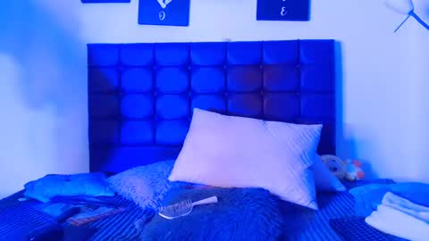 Snapshot of bella_lr chatting on 27, 2, 2025 Valentina online show from 27, 2, 2025