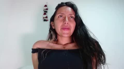 Snapshot of bella_marlowe chatting on 19, 12, 2025 Bella Marlowe online show from 19, 12, 2025