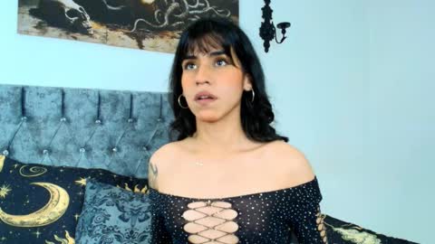 Bella online show from 27, 10, 2025