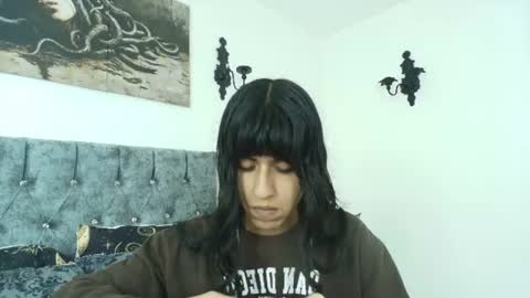 Snapshot of bella_poisonous chatting on 14, 6, 2026 Bella online show from 14, 6, 2026