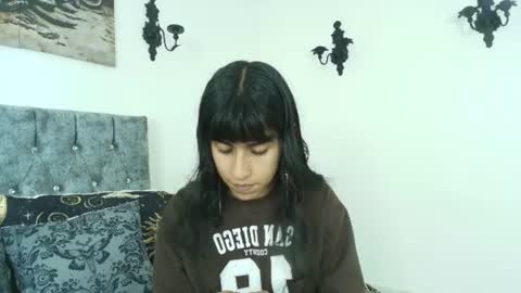 Snapshot of bella_poisonous chatting on 14, 6, 2026 Bella online show from 14, 6, 2026