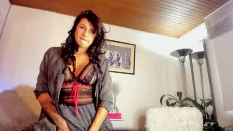 Snapshot of bella_rosee1 chatting on 12, 10, 2025 Maria online show from 12, 10, 2025
