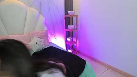 Snapshot of bella_sumers chatting on 20, 5, 2026 Bella online show from 20, 5, 2026