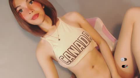 Snapshot of bella_tara chatting on 7, 12, 2024 Bella online show from 7, 12, 2024