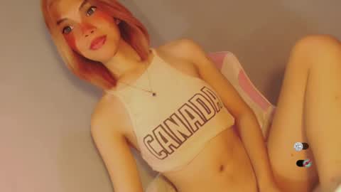 Snapshot of bella_tara chatting on 12, 12, 2024 Bella online show from 12, 12, 2024
