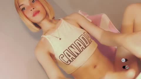 Snapshot of bella_tara chatting on 2, 1, 2025 Bella online show from 2, 1, 2025