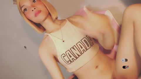 Snapshot of bella_tara chatting on 7, 1, 2025 Bella online show from 7, 1, 2025