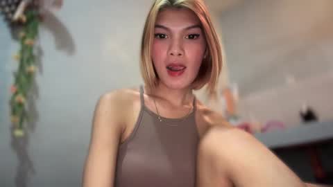 Snapshot of bella_tara chatting on 24, 2, 2025 Bella online show from 24, 2, 2025