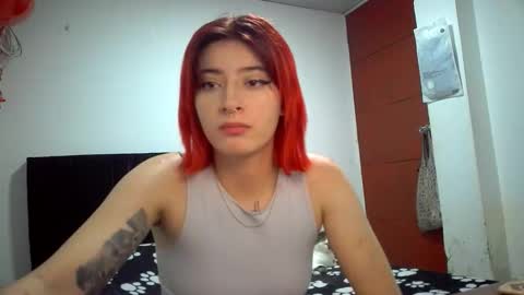 Snapshot of bella_thorne1999 chatting on 7, 6, 2026 bella_thorne1999 online show from 7, 6, 2026