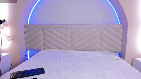 Bella online show from 31, 3, 2026