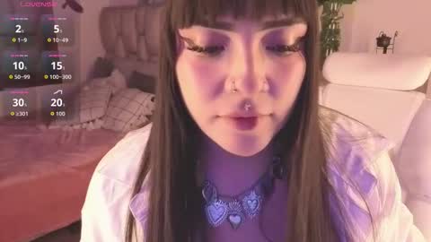 Bella  online show from 22, 12, 2025