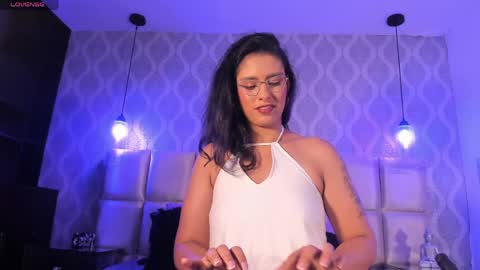 bellaagrace online show from 9, 4, 2026