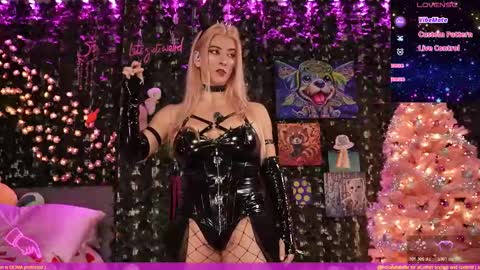 Bellalunabear trans   JadePlant Cis online show from 17, 12, 2025