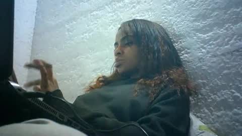 Bella online show from 7, 12, 2024