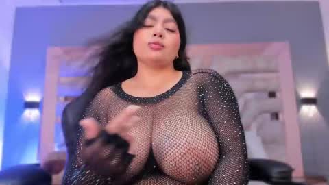 bellaboobs_ online show from 26, 9, 2025