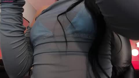  Bella C  online show from 6, 1, 2026