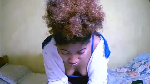 bellaena online show from 11, 10, 2025