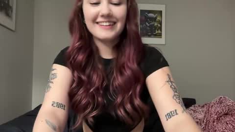 bellajadeee online show from 31, 12, 2024