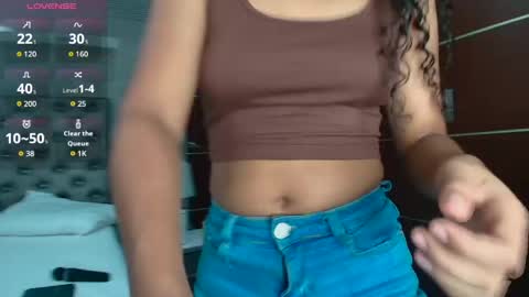 Snapshot of bellaleone chatting on 6, 6, 2026 online show from 6, 6, 2026