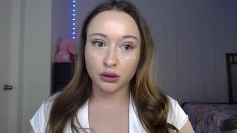 Bella Monroe online show from 5, 1, 2025