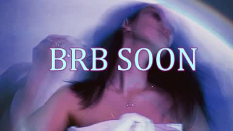 Snapshot of bellaparker_ chatting on 8, 5, 2026 bellaparker_ online show from 8, 5, 2026