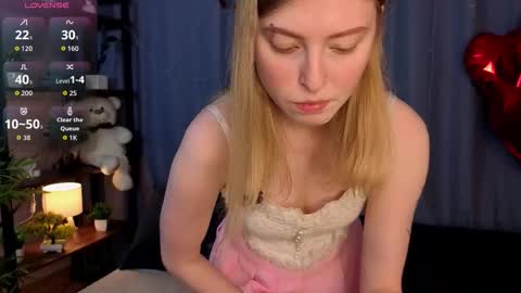 Lana but not DelRay online show from 26, 2, 2026