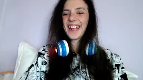 bellaqueen0701 online show from 4, 3, 2025