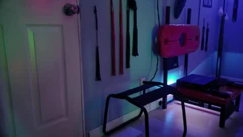 Bellaskeykeeper online show from 18, 4, 2026