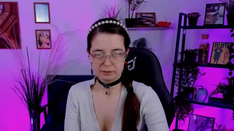 Bella. Ntmu online show from 10, 1, 2025