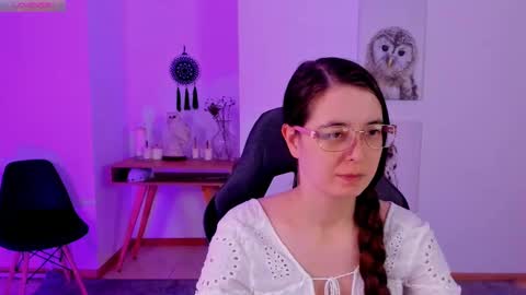 Bella. Ntmu online show from 18, 2, 2025