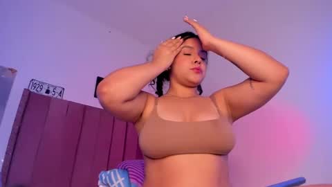 Snapshot of bellaxtar chatting on 10, 12, 2024 Bella online show from 10, 12, 2024