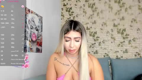 LucyJelly online show from 6, 12, 2024