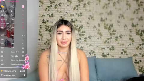 LucyJelly online show from 6, 12, 2024