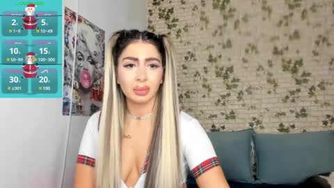 LucyJelly online show from 15, 12, 2024