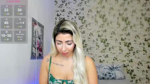 LucyJelly online show from 11, 3, 2025