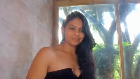 Snapshot of bellezacosmica chatting on 29, 5, 2026 bellezacosmica online show from 29, 5, 2026