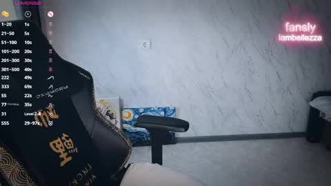 Snapshot of bellezza_ chatting on 23, 4, 2026 Your Annabelle Wolf online show from 23, 4, 2026