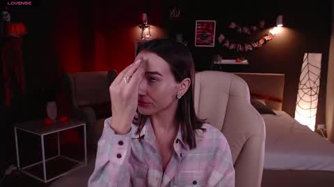 Bella online show from 23, 10, 2025