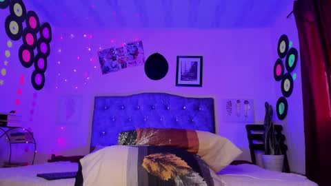 benjamin_fiore online show from 27, 2, 2025