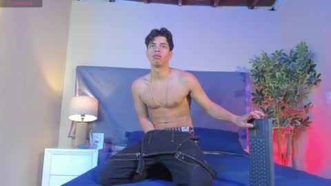 BENJAMIN online show from 4, 2, 2025