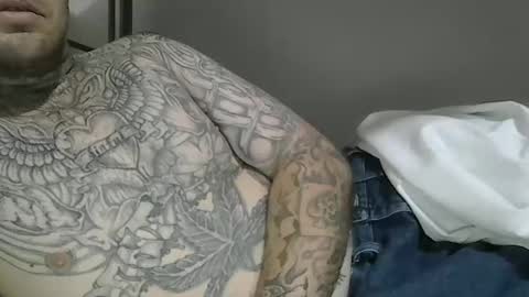 Snapshot of bennetsinit chatting on 8, 1, 2025 smokin n cammin online show from 8, 1, 2025