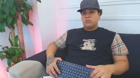 bennett_alejoo online show from 13, 12, 2025