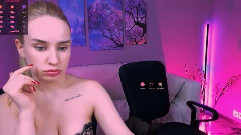 Snapshot of benny_duglas chatting on 15, 9, 2025 Benny online show from 15, 9, 2025